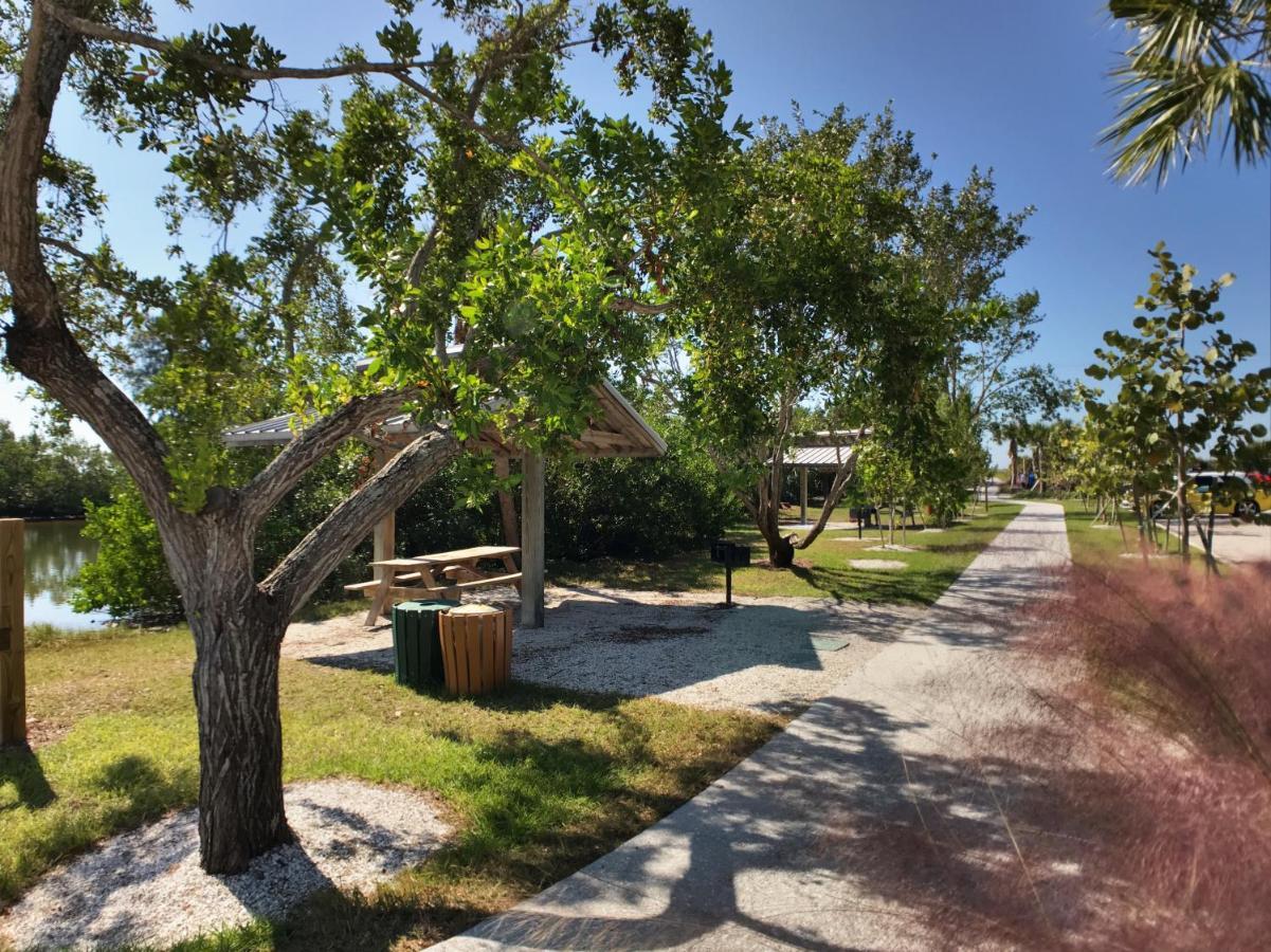 Siesta Heron Suites & Villas Siesta Key Exterior photo